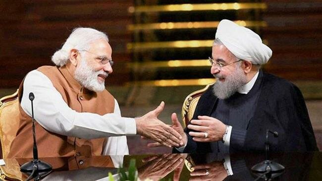 File photo of Indian Prime Minister Narendra Modi (L) and Iranian President Hassan Rouhani 
