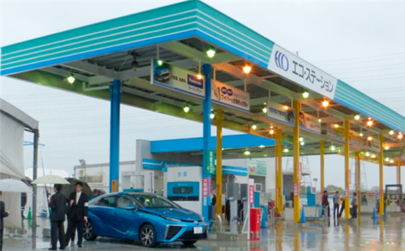 A hydrogen station for fuel-cell vehicles in Japan. The country is prioritising the development of a hydrogen-based economy.CREDIT:AP
