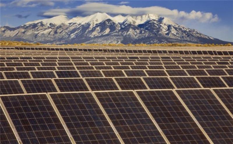 AltaGas’ portfolio includes 291MW of commercial and industrial solar assets, 21MW of residential solar assets and 10MW of fuel cells. Image: TerraForm