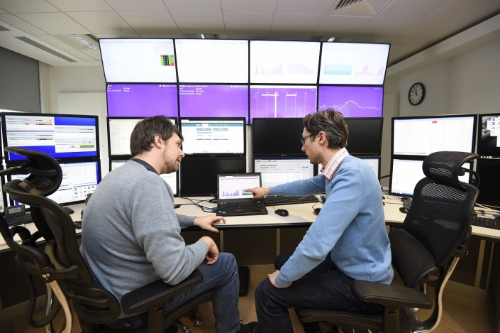 Flexitricity control room. There's a “spectrum of views” when it comes to contract lengths, the company's head of regulation, Claire Addison, said. Image: Flexitricity.