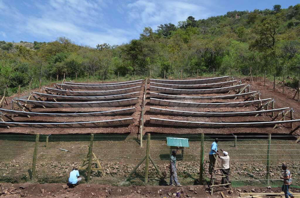 The last steps of the sun2rope solar PV structure (Credit: The meeco Group)