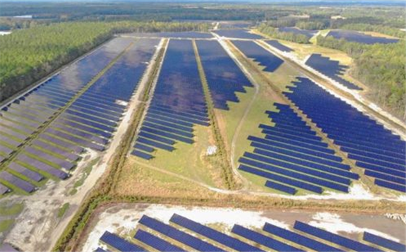 Solar FlexRack’s G3L-X Fixed Tilt Racking Installed in Cubico Sustainable Investments’ Pender County Solar Power Plant.