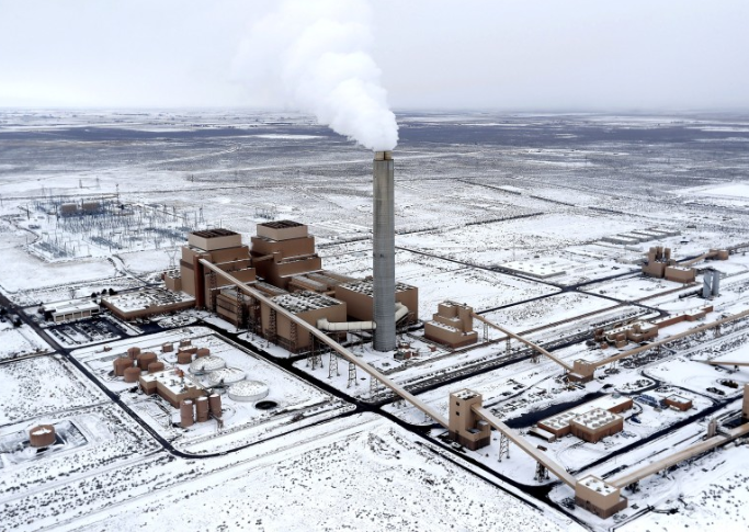 The coal-burning Intermountain Power Plant outside Delta, Utah, produced nearly one-fifth of Los Angeles’ electricity supply in 2018. It’s scheduled to close by 2025.(Luis Sinco / Los Angeles Times)