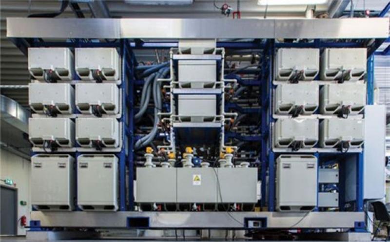 PHOTO: An example of the hydrogen fuel cell that will power a facility in Gladstone, Queensland. (Supplied: Northern Oil)