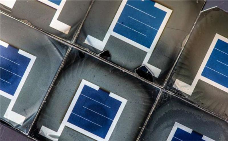 Perovskite/silicon tandem solar cells are contenders for the next-generation photovoltaic technology, with the potential to deliver module efficiency gains at minimal cost.