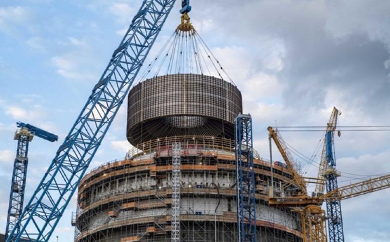The final module lift for Unit 3 at the Vogtle nuclear plant in Georgia involved the placement of the 720,000-pound water tank on May 22, 2020. Courtesy: Georgia Power