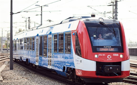 Alstom’s Coradia iLint hydrogen powered train: Image: ÖBB/Marek Knopp