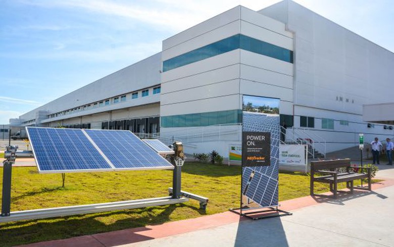 New Canadian Solar factory in Brazil. Image by Investe Sao Paulo