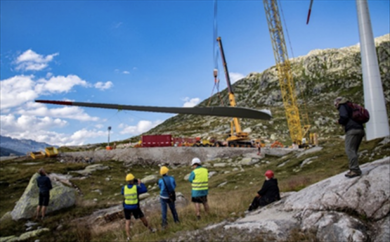  The Gotthard Pass site’s 2,100-metre altitude and closure during the winter complicates construction work (pic credit: AET)