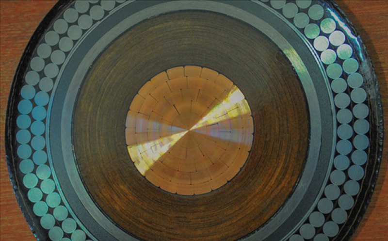 Cross section of submarine cable rated 350 kV, 1430 A HVDC, installed in 1991 on the New Zealand HVDC Inter-island scheme  image: Wikimedia Commons