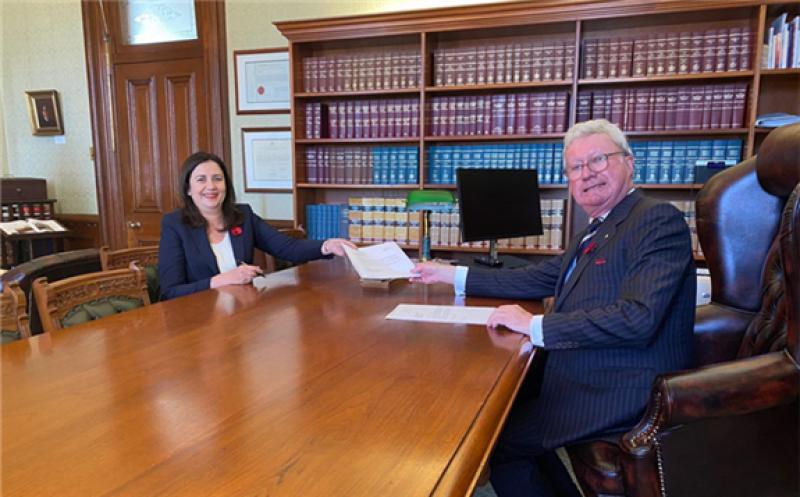 Newly re-elected Queensland Premier Annastacia Palaszczuk seen here being ceremoniously invited to form a government by the Governor of Queensland, Paul de Jersey, the representative of Her Majesty Queen Elizabeth II. In an Australian first, Palaszczuk's government includes a ministry for hydrogen.  Image: Annastacia Palaszczuk / Twitter