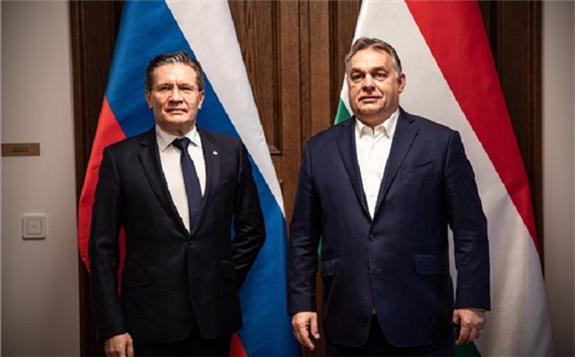 Rosatom director general Alexey Likhachev and Hungarian Prime Minister Viktor Orban agreed Paks II is on schedule (Photo: Rosatom)