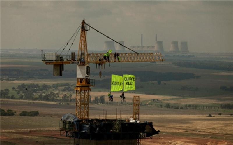Greenpeace protests the construction of Kusile coal-fired power station (Picture: Benedicte Kurzen/Greenpeace)