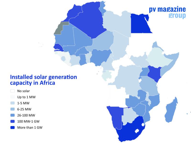 A map of estimated solar capacity in Africa based on figures from the AFSIA report.  Graphic by Max Hall with content from freevectormaps.com/world-maps/africa/WRLD-AF-01-0001