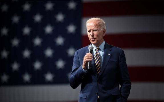 The Biden proposal would create an investment tax credit to incentivize the buildout of at least 20 GW of high-voltage-capacity transmission power lines image: Wikimedia commons