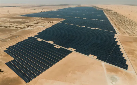 The Noor Abu Dhabi solar plant produces enough electricity for around 90,000 homes © TAQA Group