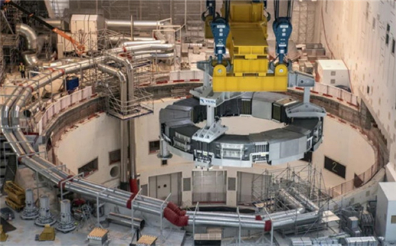 The PF6 coil being lowered by crane into ITER's tokamak pit (Image: CNNC)