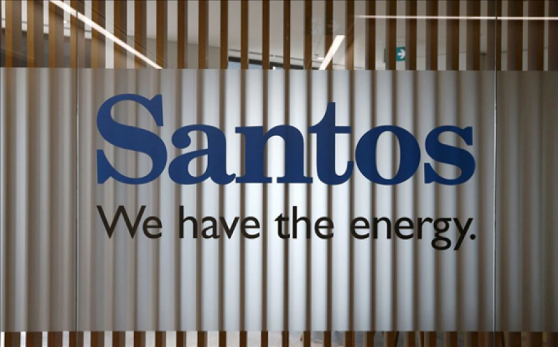 The logo of Australian oil and gas producer Santos Ltd is pictured at their Sydney office February 15, 2016. REUTERS/Jason Reed/File photo/File Photo