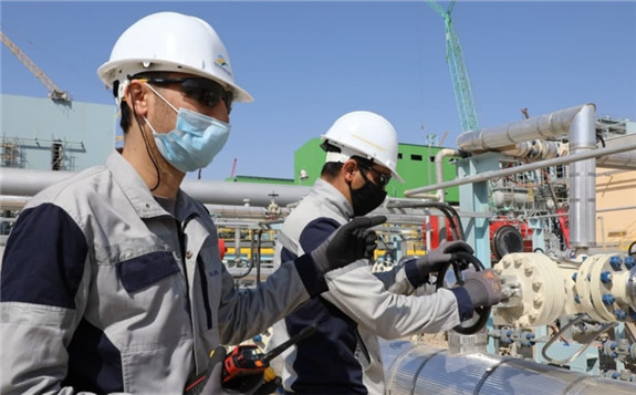 The Uzbekneftegaz GTL plant receives its first fuel gas from Uztransgaz JSC's main gas pipeline. Uzbekistan is modernising its natural gas sector alongside investments into renewables.