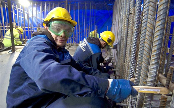 Student construction workers have had the opportunity to be involved in the project (Image: Rosatom)