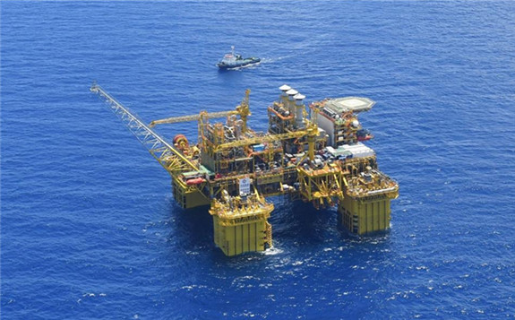 Photo taken on May 12, 2021 shows the "Deep Sea No.1" energy station at the Lingshui 17-2 gas field off south China's island province of Hainan. The Lingshui 17-2 gas field is China's first deep-water self-operated gas field, with an average operational water depth of 1,500 meters.(Photo: Xinhua)