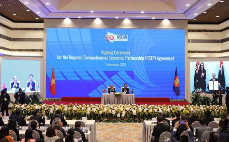 The signing ceremony of the Regional Comprehensive Economic Partnership (RCEP) agreement is held via video conference in Hanoi, Vietnam, Nov. 15, 2020. (VNA via Xinhua)