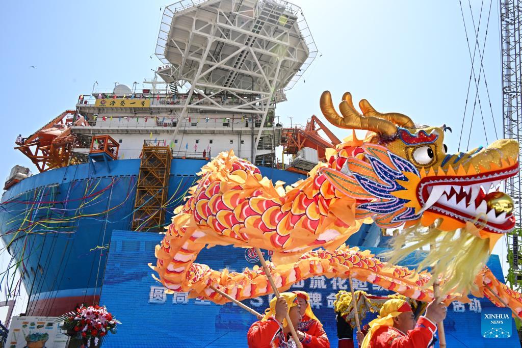 Asia's First Cylindrical Fpso Facility Completed in E China